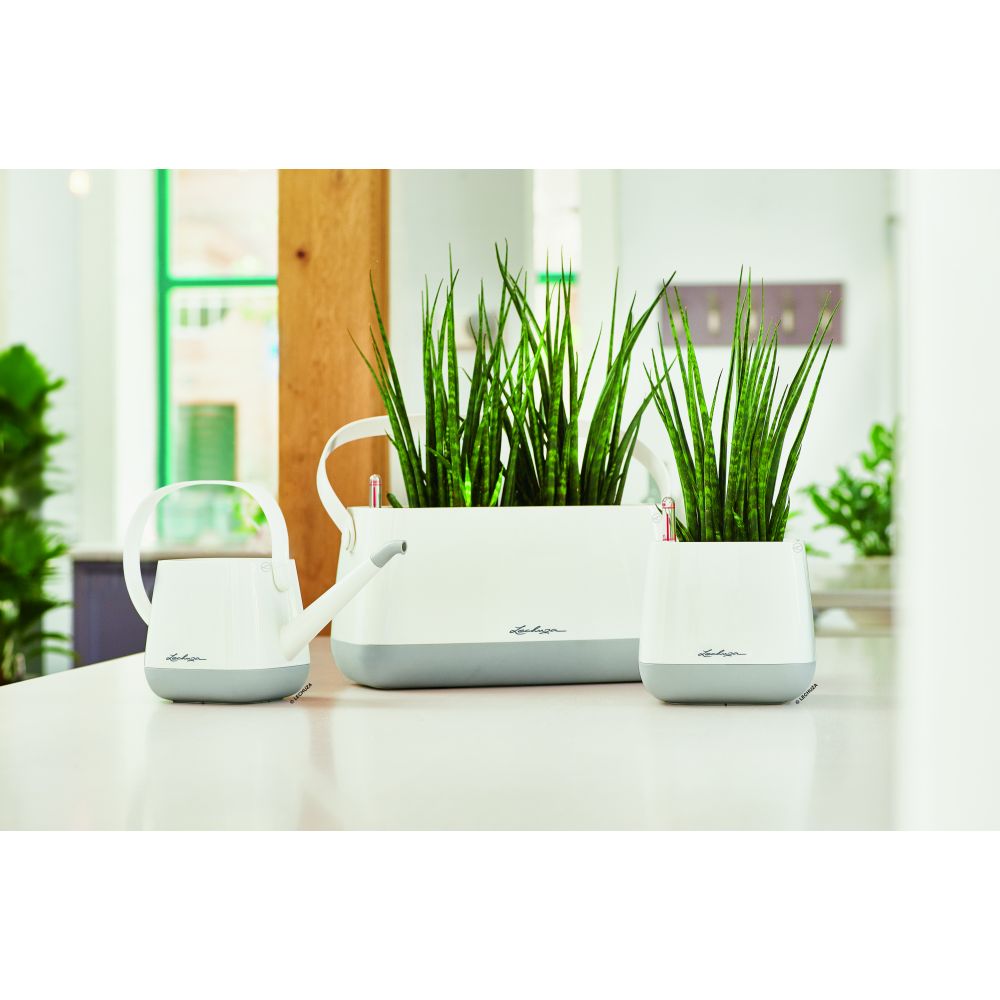 Stropitoare Lechuza YULA, 1,7 l capacitate, Alb/Gri, Protectie anti-picurare, Plastic de inalta calitate