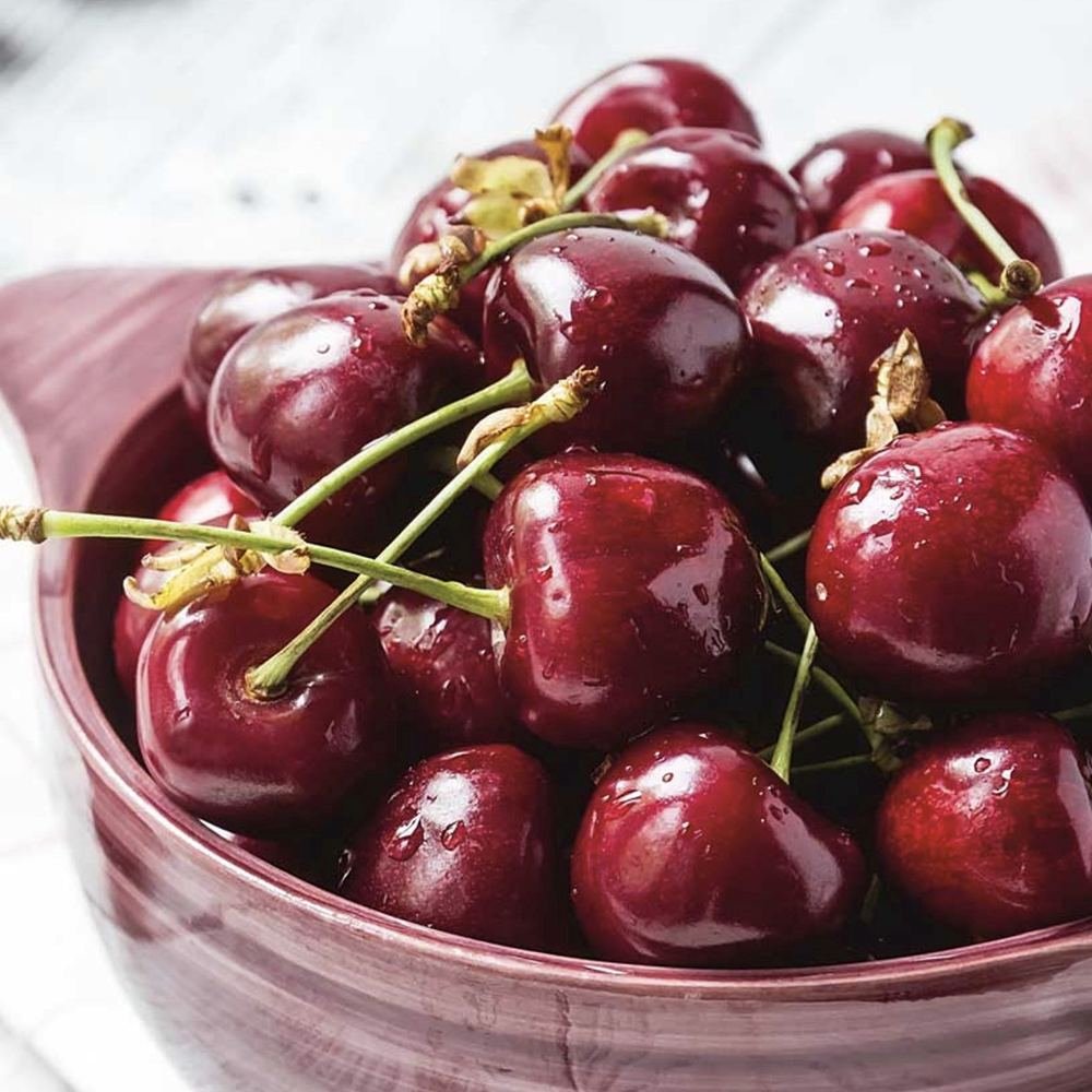 Cires Dulce (Prunus Avium) Stella, cu fructe dulci rosii-inchis