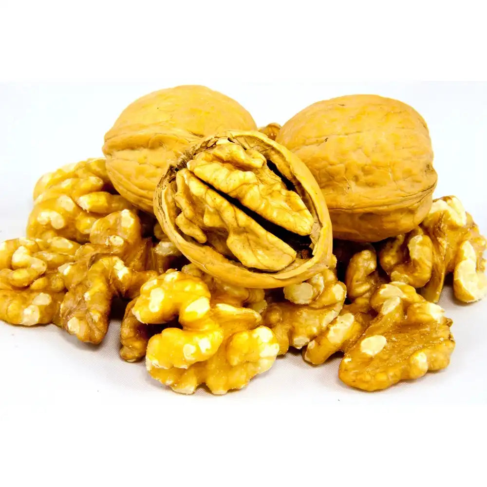 Nuc Regia Chandler (Juglans Regia), cu gust dulce-untos, an 2 pe rod