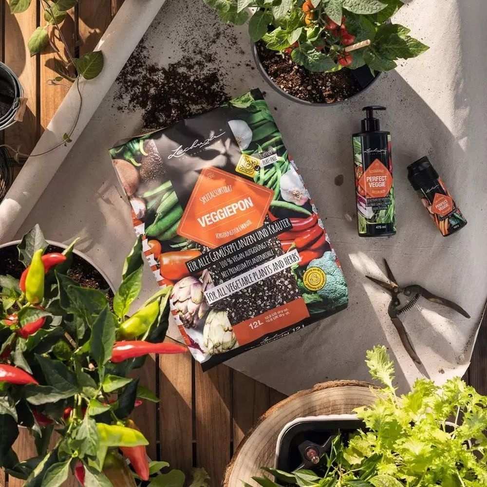 Ingrasamant Lechuza PERFECT VEGGIE 150 g, pentru legume si plante aromatice, eliberare lenta, 3g/L, 100% vegan