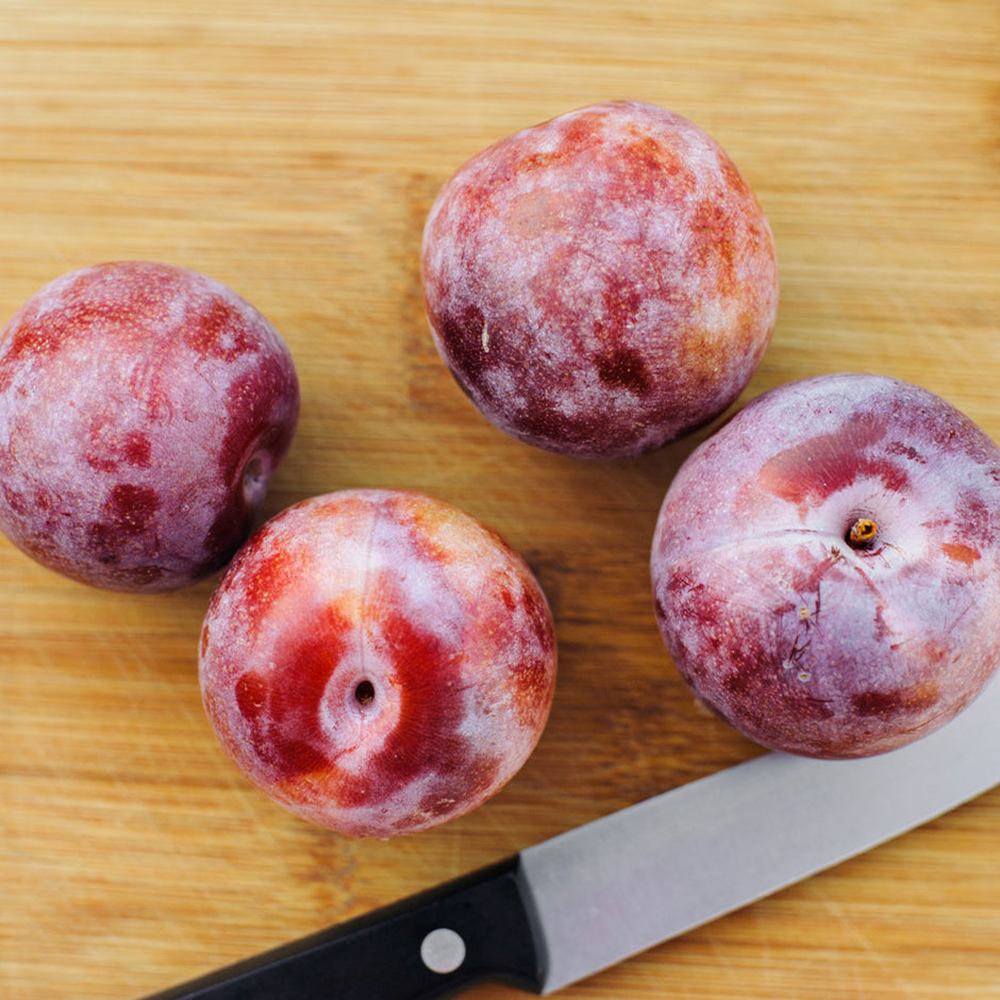 Prun Dapple Dandy (Prunus Domestica), cu fructe dulci-acrisor bicolor