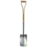 Cazma multifunctionala Kent & Stowe din otel inoxidabil, pentru sapat si taiat radacini, cu maner din frasin, rezistenta la rugina, garantie 15 ani, 104 cm