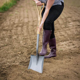 Lopata Patrata KENT & STOWE din otel carbon, maner lemn frasin, FSC 100%, 109 cm, 10 ani de garantie