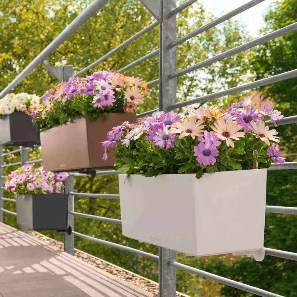 Ghiveci Auto-Irigant Lechuza Balconera Color 80, 12 l, negru mat, sistem de autoirigare, insert detasabil, strat de drenaj